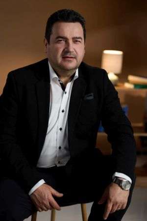 The Brokers România: Tot mai mulţi românii aleg asigurări private din lipsă de încredere în spitalele de stat